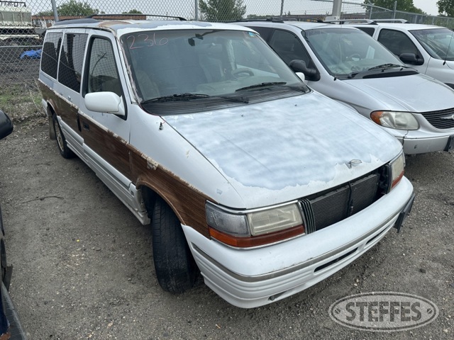 1994 Chrysler Town & Country